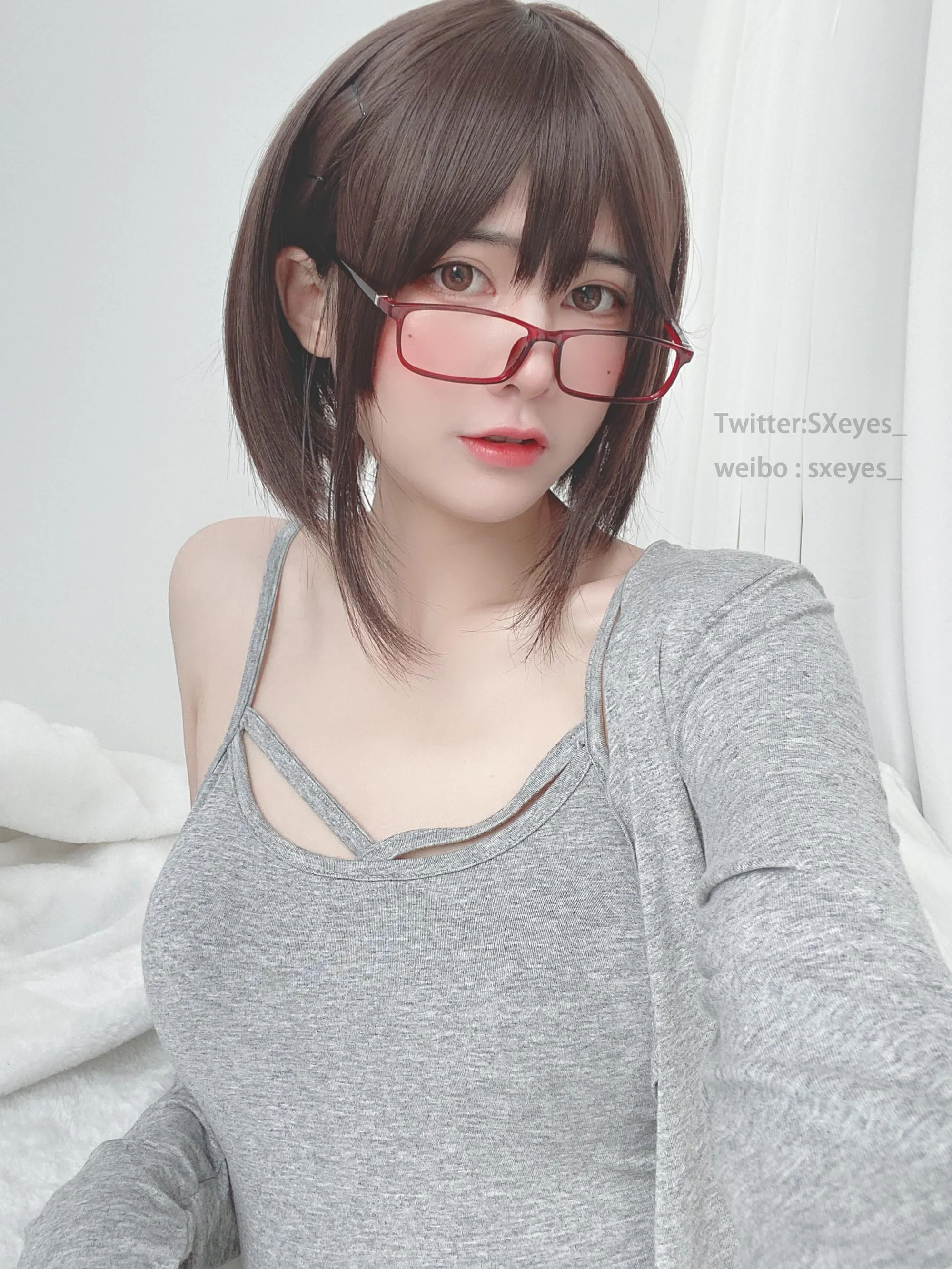 眼酱大魔王w – NO.026 肉丝连衣裙 [30P]插图4